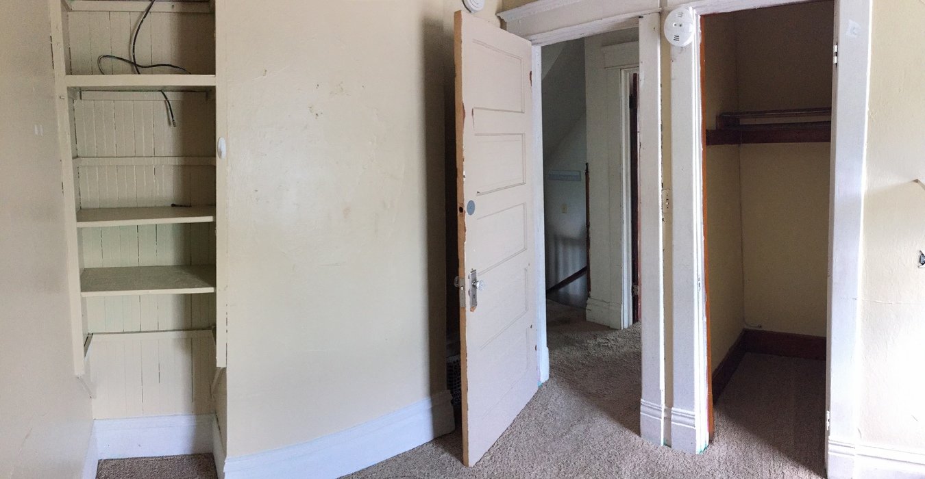 3 Bedrooms 1 Bathroom House for rent at 2304 Walnut St in Cedar Falls, IA
