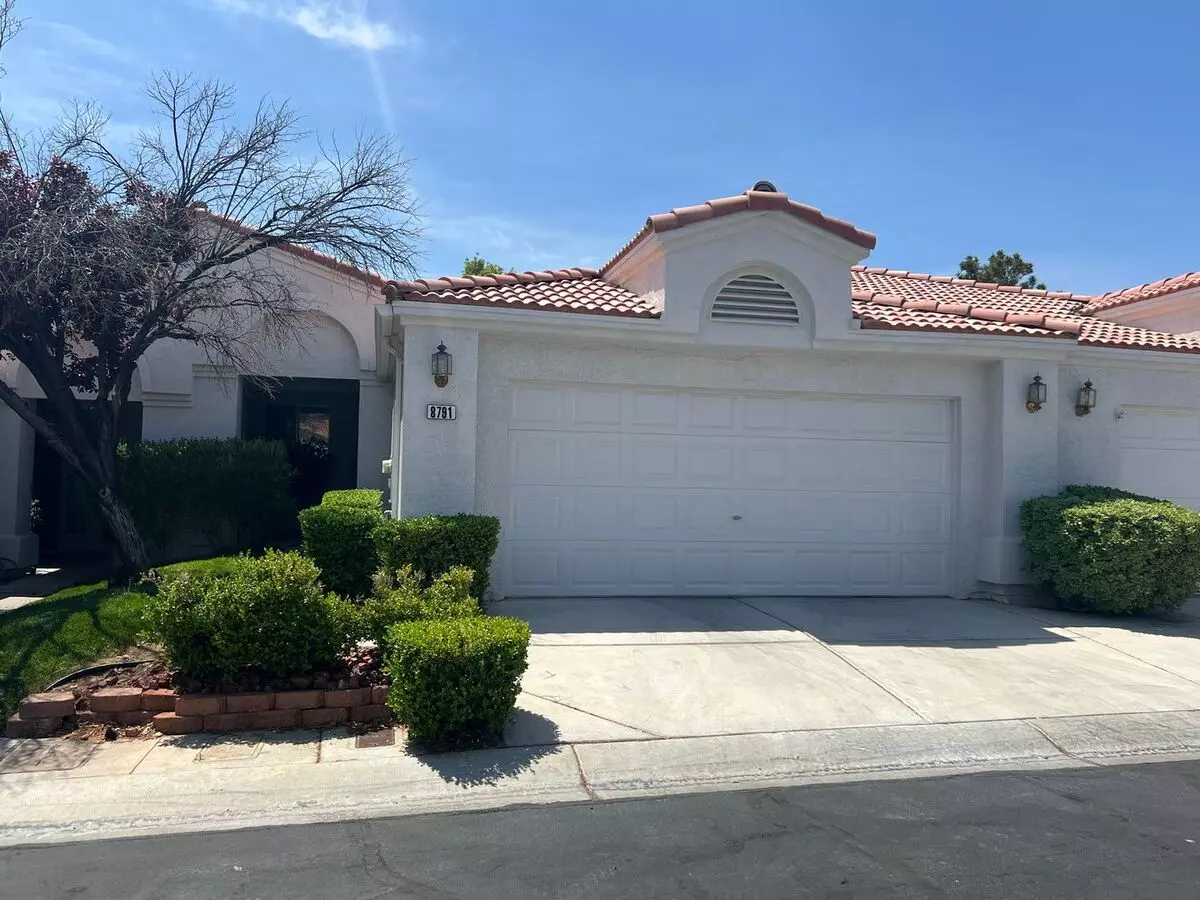 One-level Townhouse Off Of Tropicana/durango House for rent in Las Vegas, NV