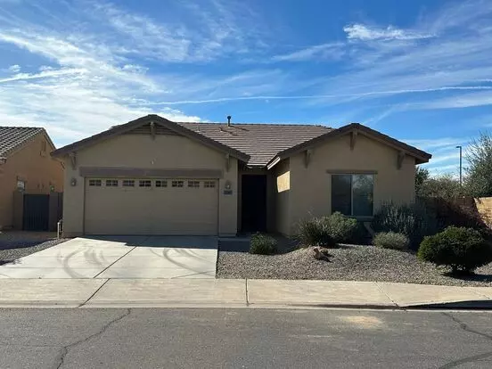 Beautiful 4 Bedroom 2 Bath Home -- Coming Soon Apartment for rent in Gilbert, AZ