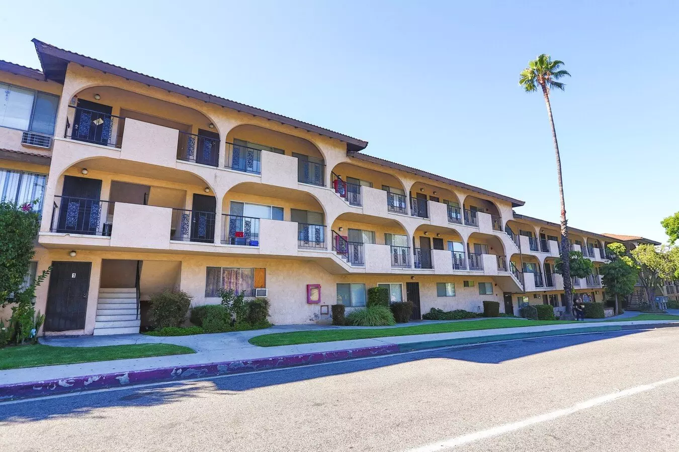 128Chap Apartment for rent in Alhambra, CA
