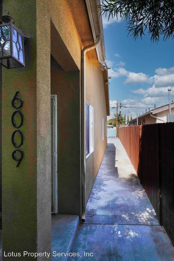 6009 Miramonte Blvd Los Angeles, CA House for Rent Rentable