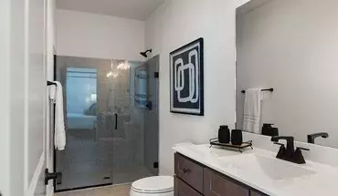 4 of 16 201 S 8th House for rent in Quincy, IL