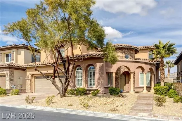 Stunning Home In Gated Community ~ Paseos At Summerlin! Apartment for rent in Las Vegas, NV