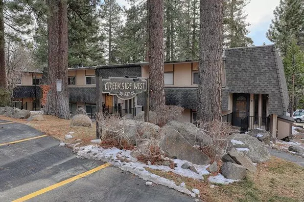 Great Condo In The Middle Of Incline! Dog Friendly! Apartment for rent in Incline Village, NV