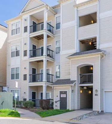 Fairfax Ridge Condo With 2 Bd 2 Ba Apartment for rent in Fairfax, VA