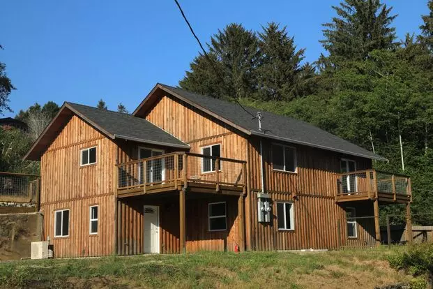 287 & 247 South Westhaven Dr Apartment for rent in Trinidad, CA