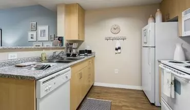 2 of 32 Avalon Del Mar Station Apartment for rent in Pasadena, CA