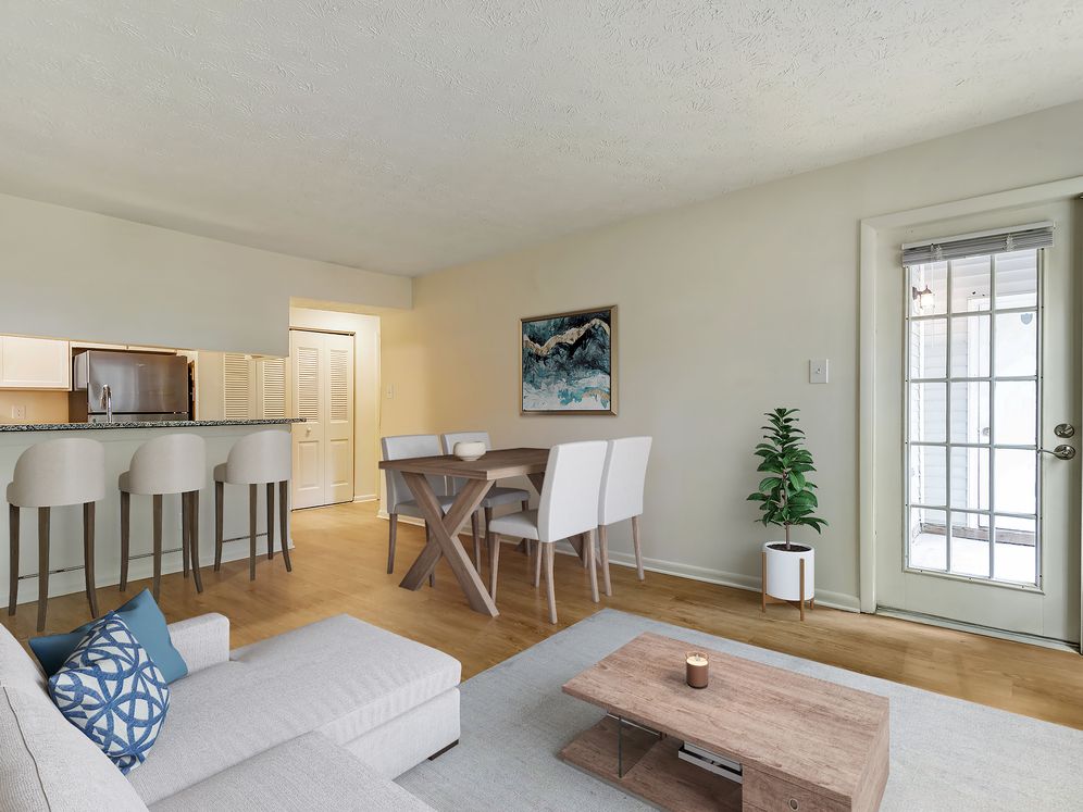 eaves Columbia Town Center Apartments Columbia, MD Rentable