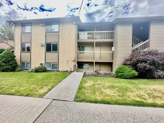 1036 E Desmet Ave Apartment for rent in Spokane, WA