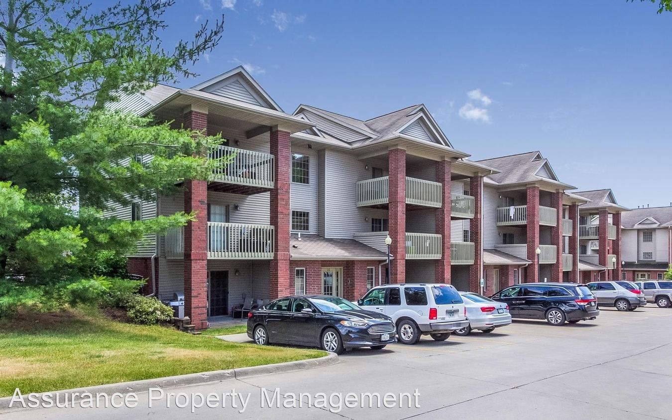 1039, 1059 & 1079 W Benton St Iowa City, IA Apartment for Rent