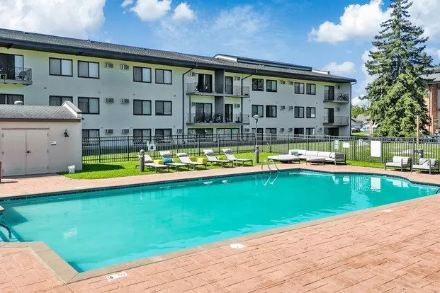 2808 Silver Ln NE Apartment for rent in St Anthony, MN