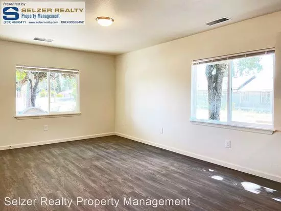 2260-2264 S State St Apartment for rent in Ukiah, CA