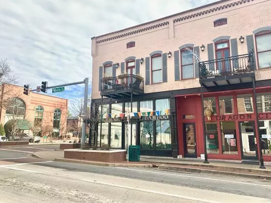 300 S Main E Apartment for rent in Jonesboro, AR