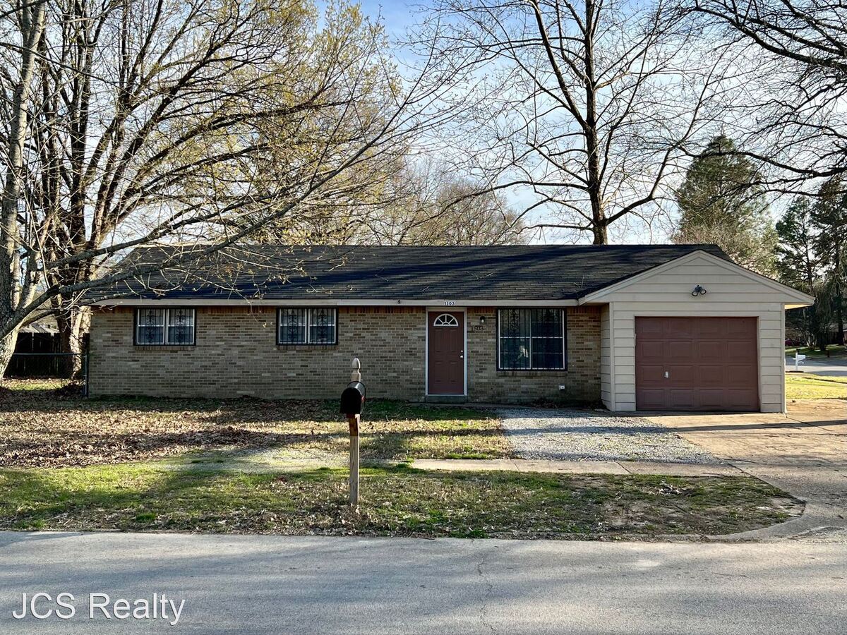 1503 W College Ave Jonesboro, AR House for Rent Rentable