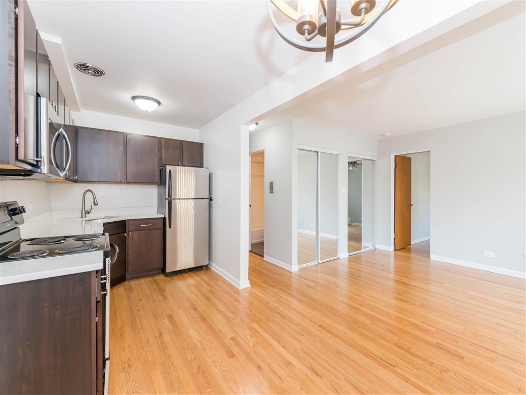 Melrose Shores Apartments 520 Melrose Ave Chicago, IL