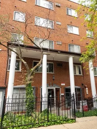 Winthrop Place Apartment for rent in Chicago, IL Winthrop Place Apartment for rent in Chicago, IL
