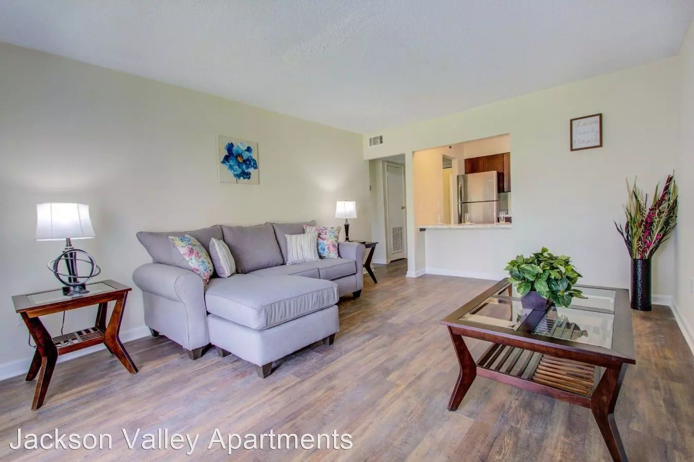 1595 W Highland Dr Apartment for rent in Jackson, MS