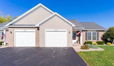 Parkwood Manor East Townhomes Apartment for rent in Hilton, NY