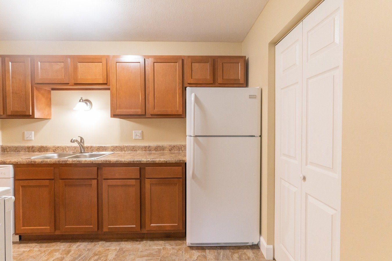 Olde Falls Village Apartments Honeoye Falls, NY Rentable