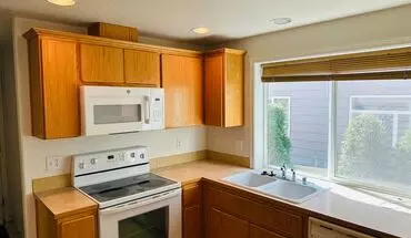 5 of 25 Charming Ridgefield Home House for rent in Ridgefield, WA