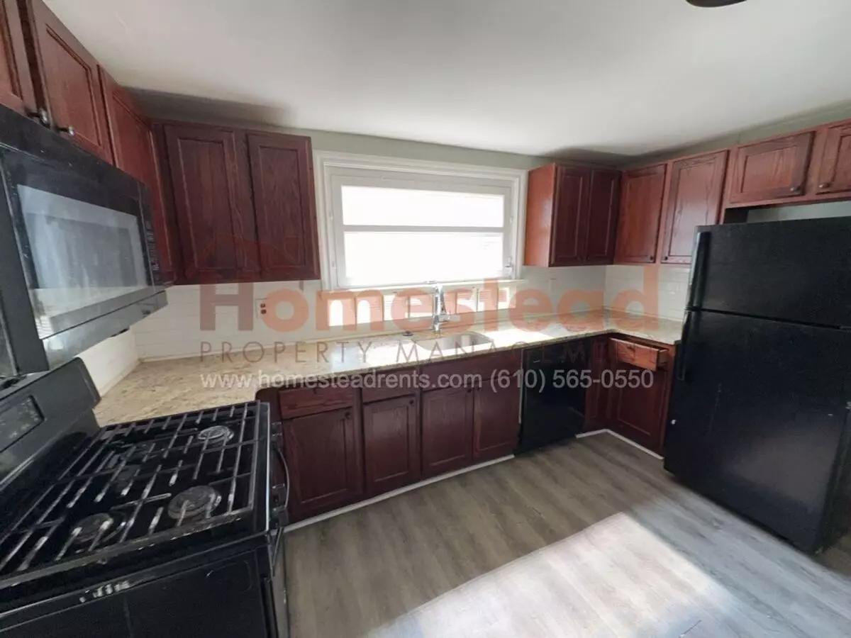 621 W Main St Apartment for rent in Norristown, PA