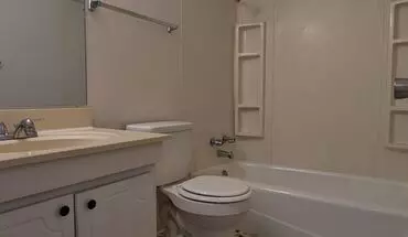 4 of 18 Cambridge Drive Apartment for rent in Kalamazoo, MI