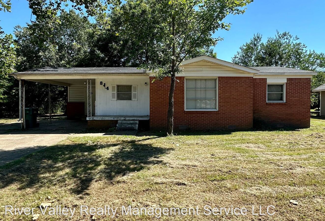 814 E J Russellville, AR House for Rent Rentable