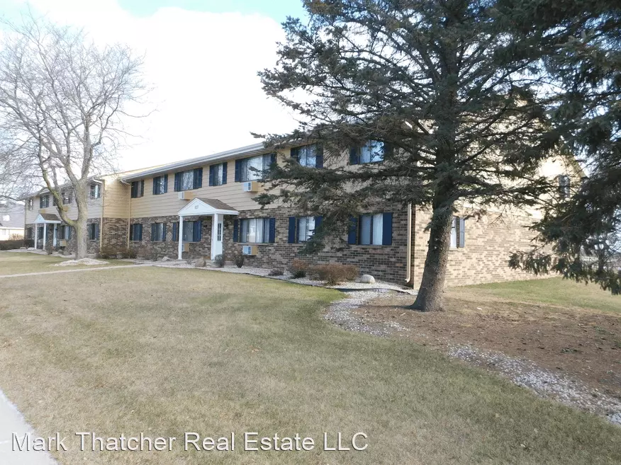 Rivercrest Apts. Apartment for rent in West Bend, WI