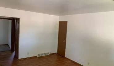 3 of 16 Jefferson Apartment for rent in Menomonee Falls, WI