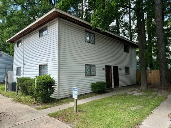 Pecan Gardens-two Main Bedrooms And Baths Apartment for rent in Virginia Beach, VA