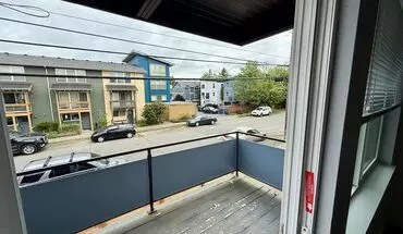 4 of 46 Barton Square Apartment for rent in Seattle, WA