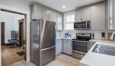 3 of 11 164 E Oakland Ave House for rent in Columbus, OH
