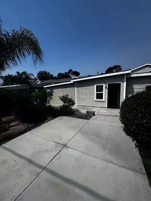 648 W 18th St Apartment for rent in Costa Mesa, CA