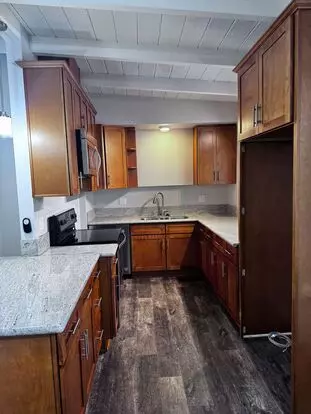 2466 Santa Ana Ave Apartment for rent in Costa Mesa, CA