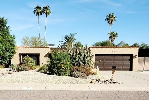 Coming Soon! No Hoa-stunning 3 Bedroom With Den And Crystal Clear Pool! Apartment for rent in Scottsdale, AZ