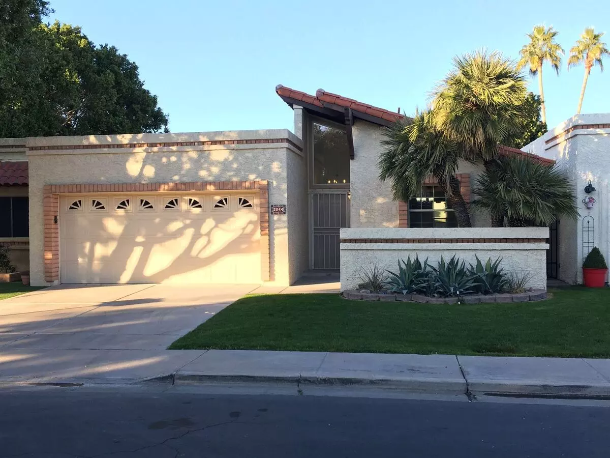 Coming Soon! Adorable 2 Bed 2 Bath Condo In Dobson Ranch House for rent in Mesa, AZ