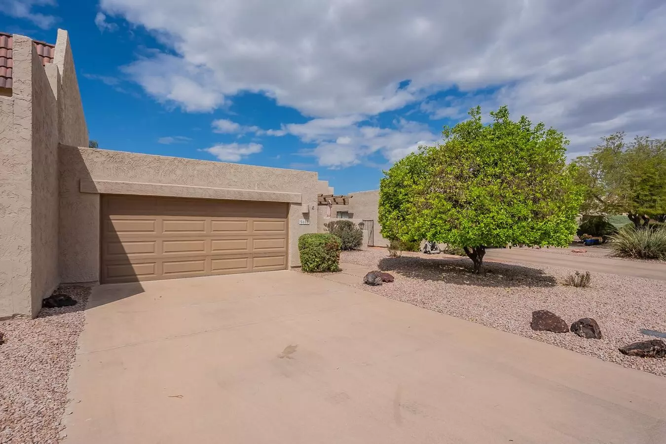 Views Of Camelback! 2 Bedrooms / 2.5 Bath / 2 Car Garage House for rent in Scottsdale, AZ