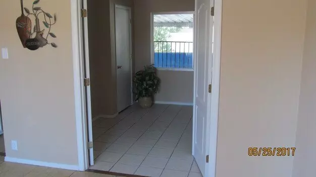 Asu Area - Remodeled 5br 2ba House Swimming Pool, Garage. Plus Rv-parking, Az Room / Avail 7-1-25 Apartment for rent in Tempe, AZ Asu Area - Remodeled 5br 2ba House Swimming Pool, Garage. Plus Rv-parking, Az Room / Avail 7-1-25 Apartment for rent in Tempe, AZ