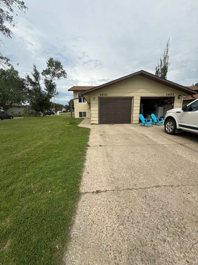 1401 7Th Ave Ne House for rent in Jamestown, ND