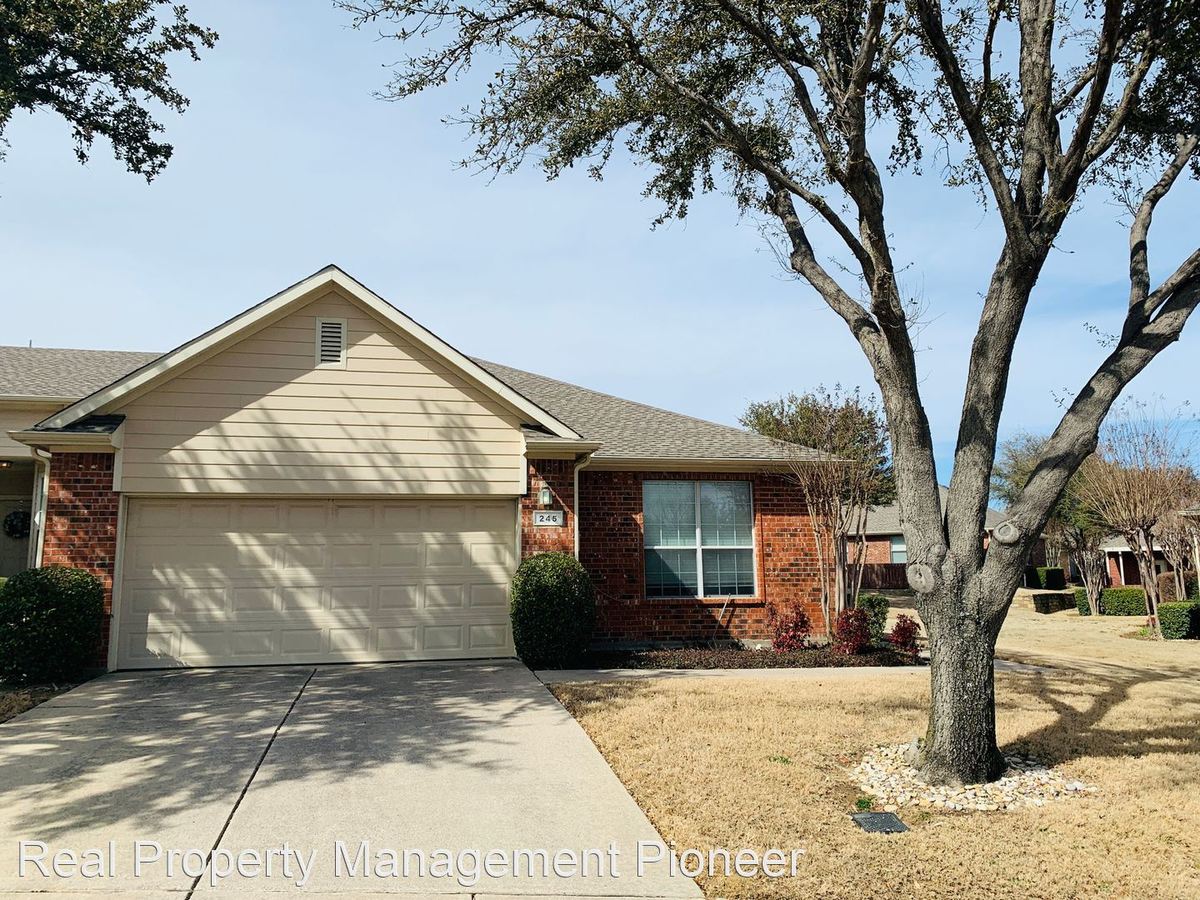 245 Heritage Hl Lewisville, TX House for Rent Rentable