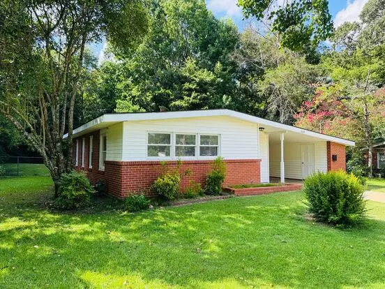 Spacious, Stylish, And Full Of Charm—your Next Home Awaits! Apartment for rent in Montgomery, AL