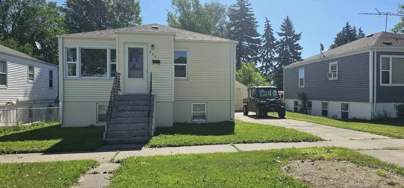 825 N 16th St Apartment for rent in Bismarck, ND