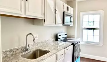 5 of 42 3277 B Sutton Pl House for rent in Washington, DC