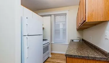 5 of 12 1206-1208 Lexington Apartment for rent in Chicago, IL