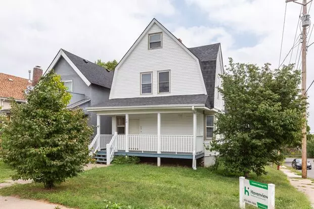 Minutes From Downtown, Blackstone, Dundee In The Heart Of Midtown! Apartment for rent in Omaha, NE Minutes From Downtown, Blackstone, Dundee In The Heart Of Midtown! Apartment for rent in Omaha, NE