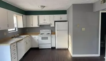 4 of 8 1221 Clear Ridge Ln House for rent in Radcliff, KY