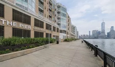 2 of 71 The Pier Apartment for rent in Jersey City, NJ