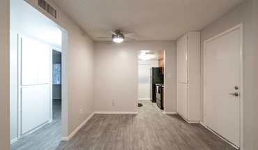 3 of 17 The Arbors At 5th Apartment for rent in Tempe, AZ