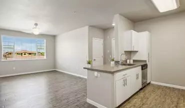 3 of 30 The Landing at College Square Apartment for rent in Sacramento, CA
