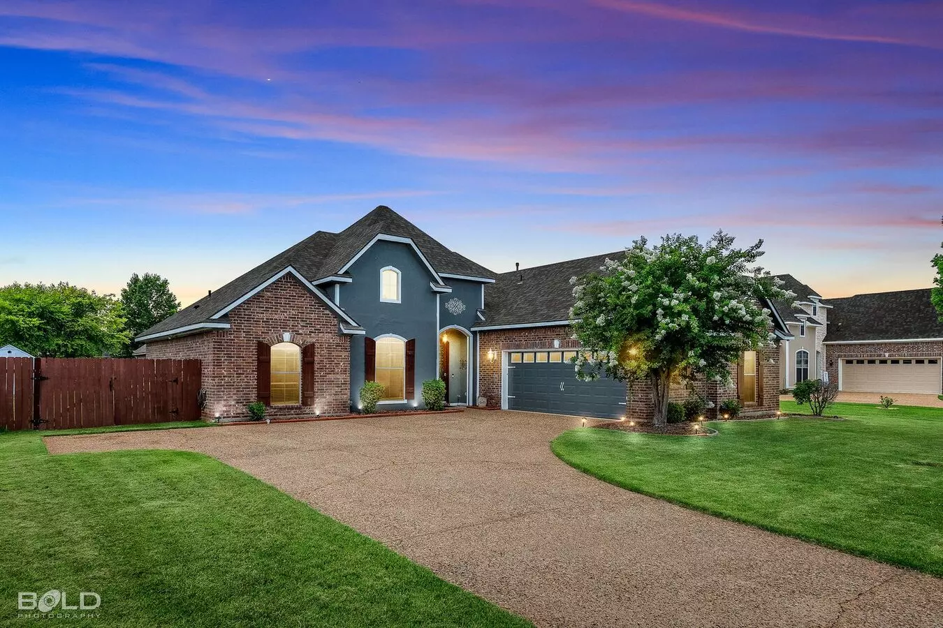 Check Out This 4 Bed 2 Bath With A Pool And Hot Tub House for rent in Bossier City, LA